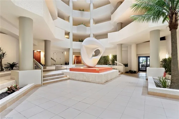 4551  Gulf Shore N BLVD, Naples, FL 34103