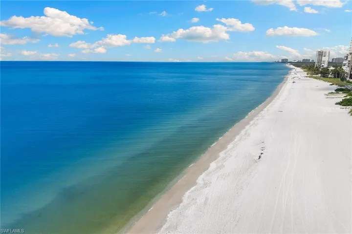 4551  Gulf Shore N BLVD, Naples, FL 34103