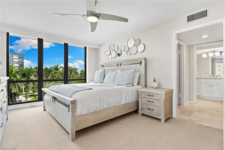 4551  Gulf Shore N BLVD, Naples, FL 34103
