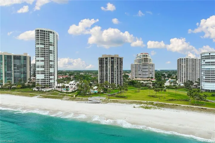 4551  Gulf Shore N BLVD, Naples, FL 34103