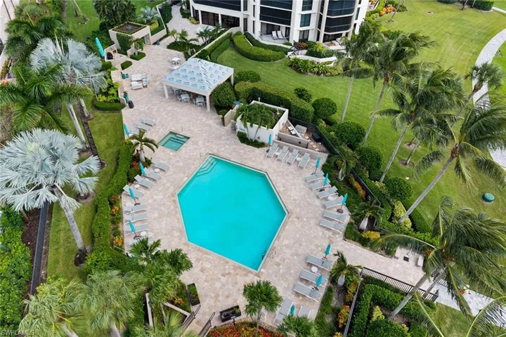 4551  Gulf Shore N BLVD, Naples, FL 34103