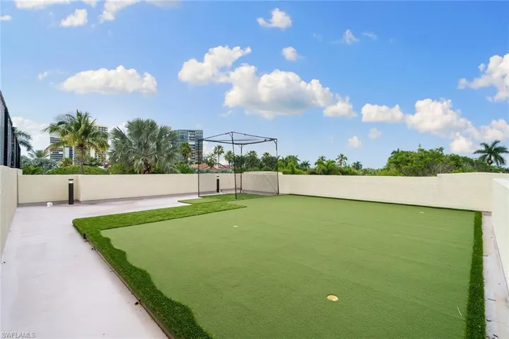 4551  Gulf Shore N BLVD, Naples, FL 34103