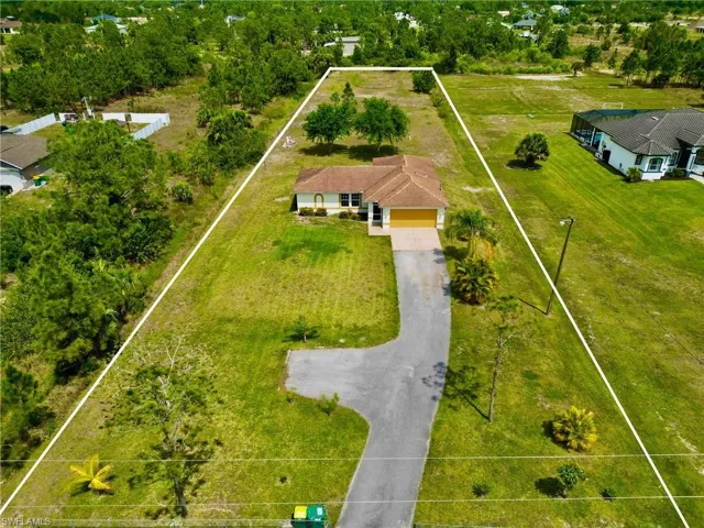 2695  43RD NE AVE, Naples, FL 34120