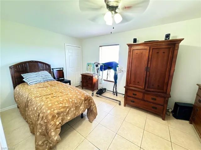 2695  43RD NE AVE, Naples, FL 34120