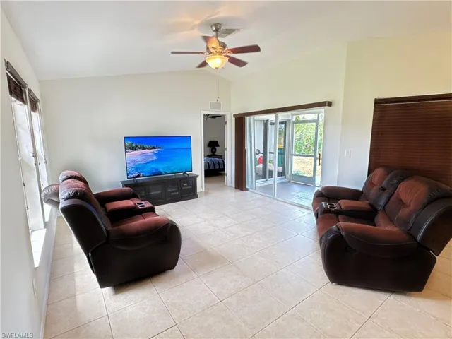 2695  43RD NE AVE, Naples, FL 34120