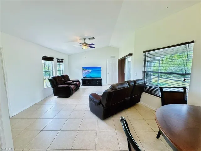 2695  43RD NE AVE, Naples, FL 34120