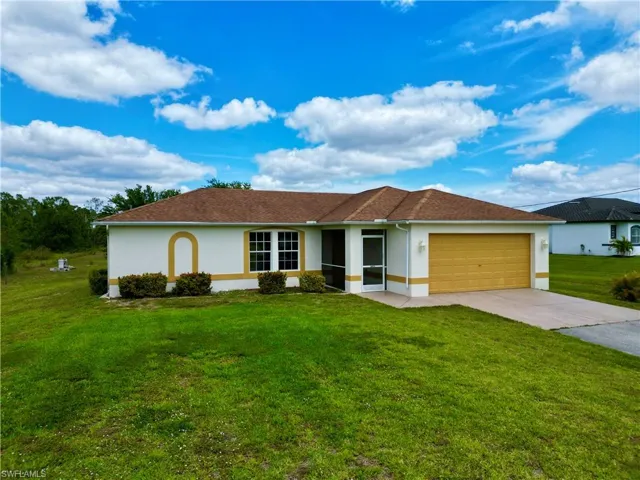 2695  43RD NE AVE, Naples, FL 34120