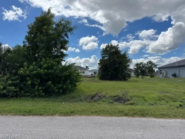 2214 Nw 2nd St, Cape Coral, Florida 33993