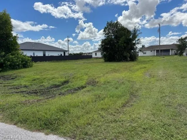 2214 Nw 2nd St, Cape Coral, Florida 33993