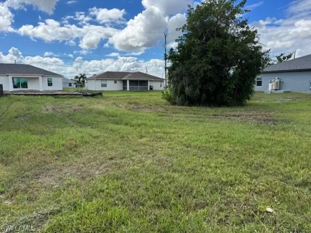 2214 Nw 2nd St, Cape Coral, Florida 33993