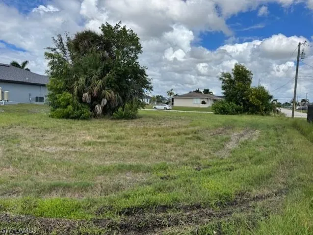 2214 Nw 2nd St, Cape Coral, Florida 33993