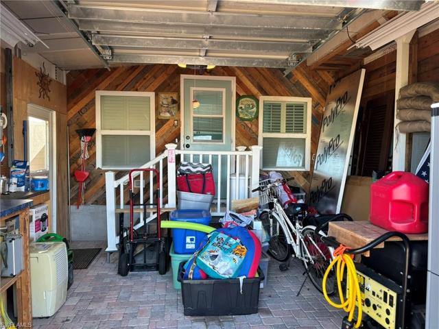 Workshop/Golf Cart Garage