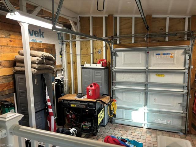 Workshop/Garage