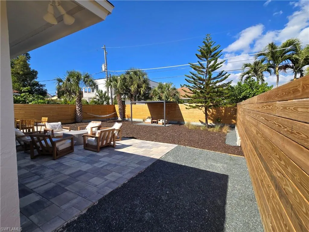 565 110th AVE, Naples, FL 34108,225063587