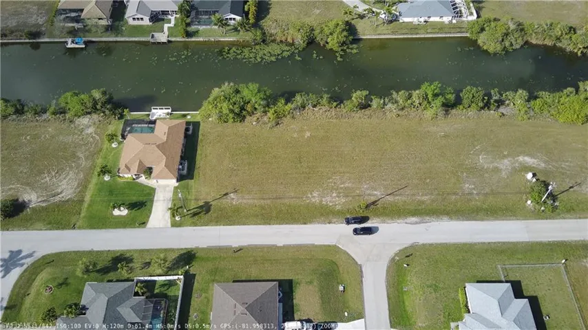 709 NE 19th TER, CAPE CORAL FL 33909
