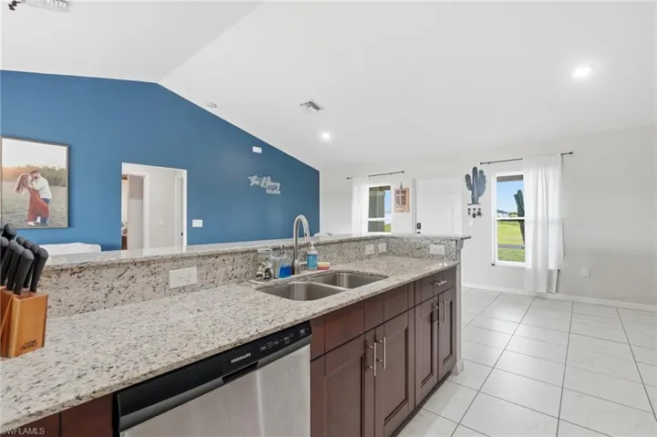7075 Tide Cir, Labelle, Florida 33935