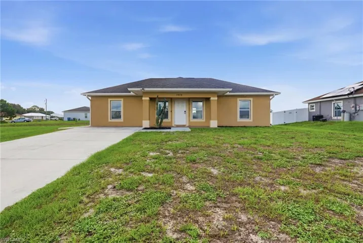7075 Tide Cir, Labelle, Florida 33935