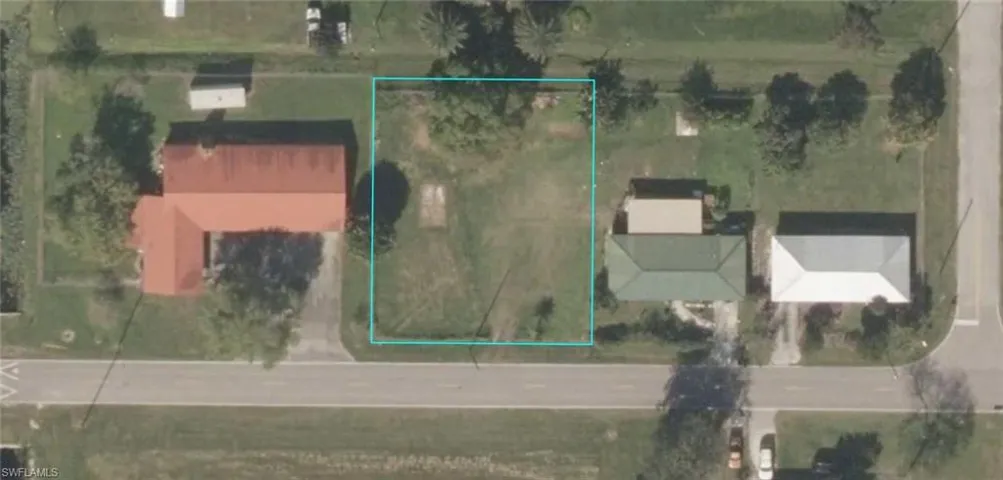 757 Avenue R, Moore Haven FL 33471