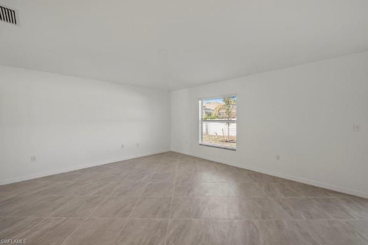 432  Rayneta  ST, LEHIGH ACRES, FL 33974