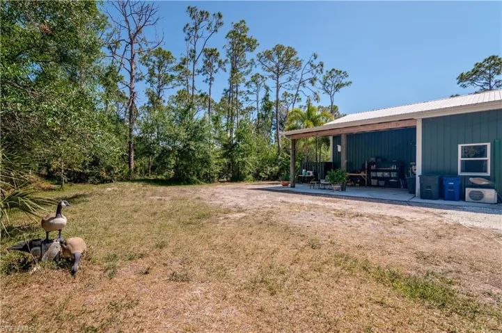 8551  Nalle Grade  RD, North Fort Myers, FL 33917
