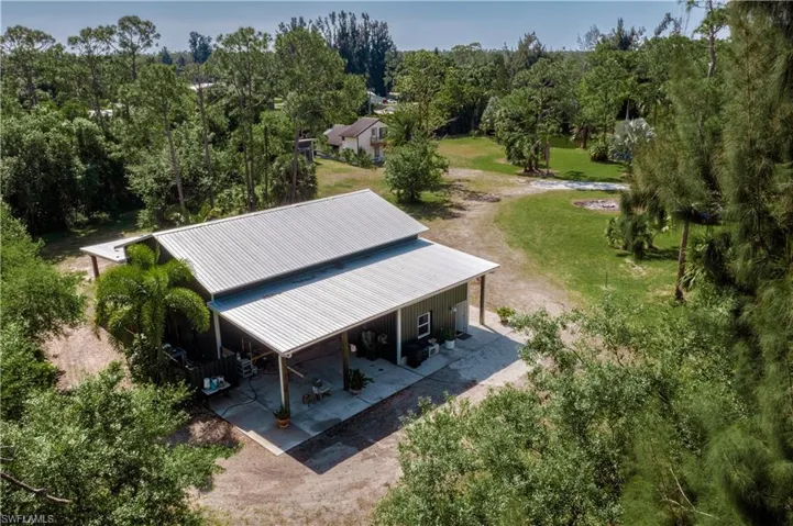 8551  Nalle Grade  RD, North Fort Myers, FL 33917