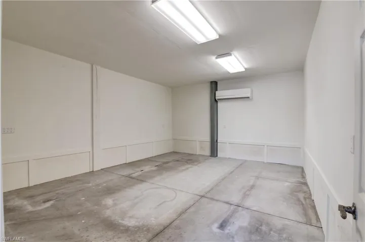 8551  Nalle Grade  RD, North Fort Myers, FL 33917