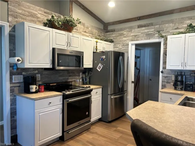 1305 Ne 7th Ave, Cape Coral Fl 33909