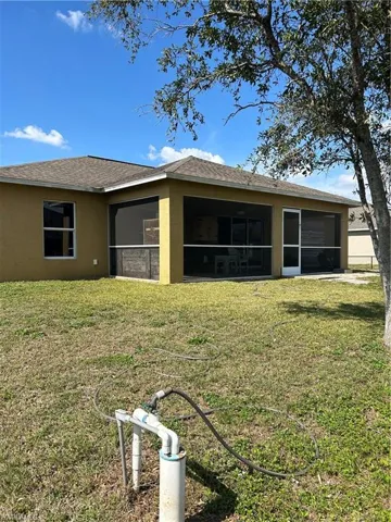 1305 Ne 7th Ave, Cape Coral Fl 33909