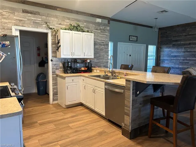 1305 Ne 7th Ave, Cape Coral Fl 33909