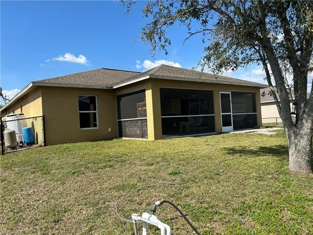 1305 Ne 7th Ave, Cape Coral Fl 33909