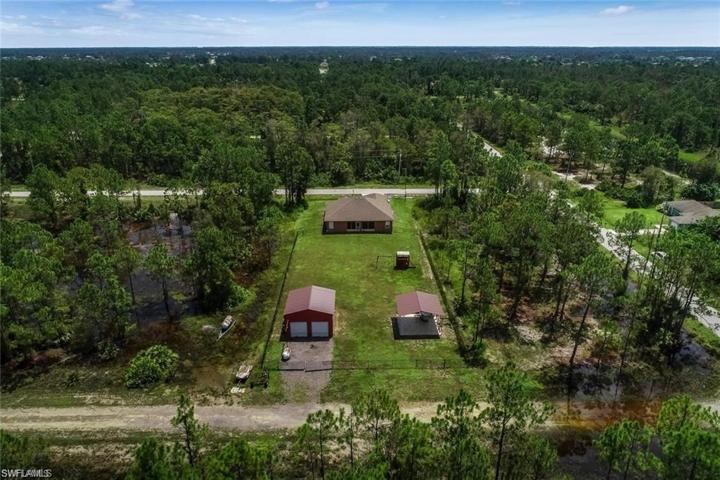 850 Fullerton AVE S, LEHIGH ACRES FL 33974