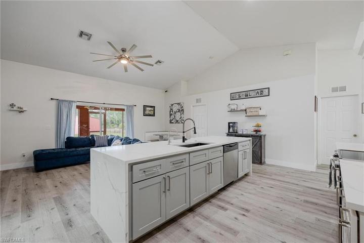 850 Fullerton AVE S, LEHIGH ACRES FL 33974