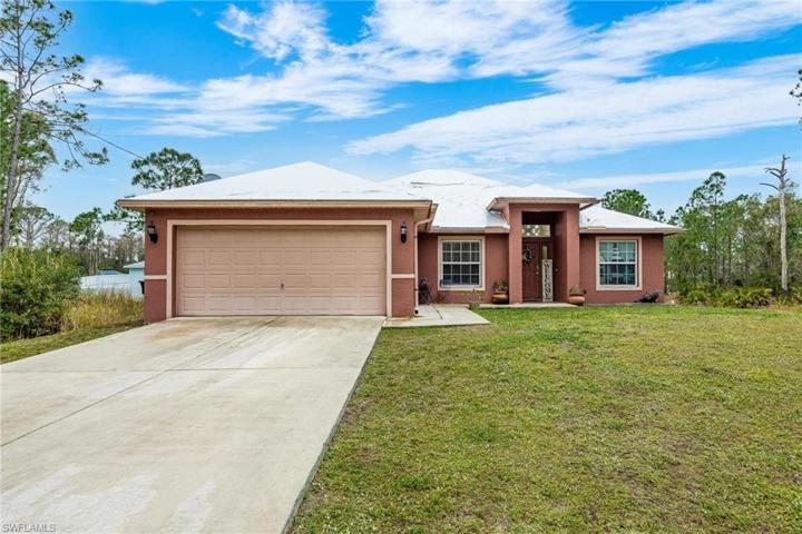 850 Fullerton AVE S, LEHIGH ACRES FL 33974