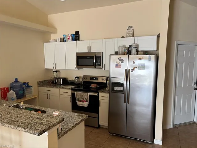 3031-3101  Skyline  BLVD, Cape Coral, FL 33914