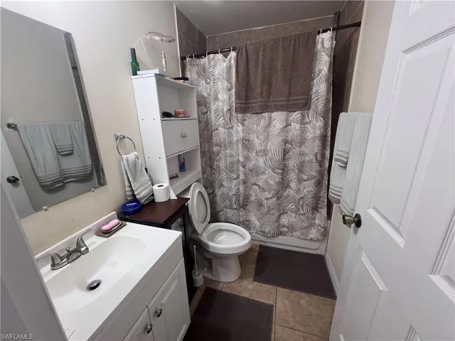 3031-3101  Skyline  BLVD, Cape Coral, FL 33914