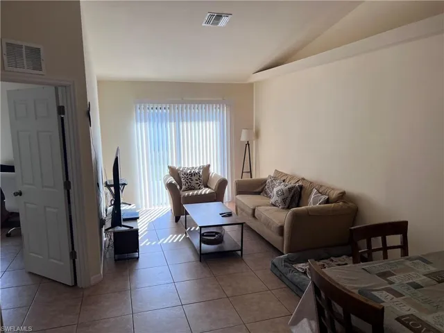 3031-3101  Skyline  BLVD, Cape Coral, FL 33914