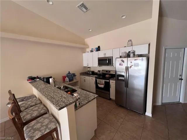 3031-3101  Skyline  BLVD, Cape Coral, FL 33914
