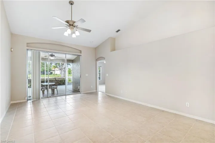 8184  Ibis Cove  CIR, Naples, FL 34119