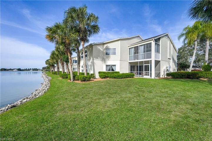 Condo Back w/Lake