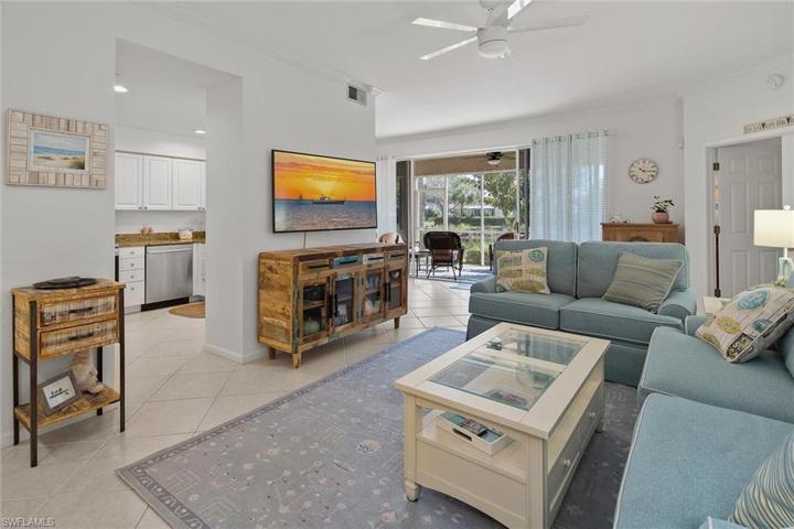7126  Blue Juniper  CT, NAPLES, FL 34109