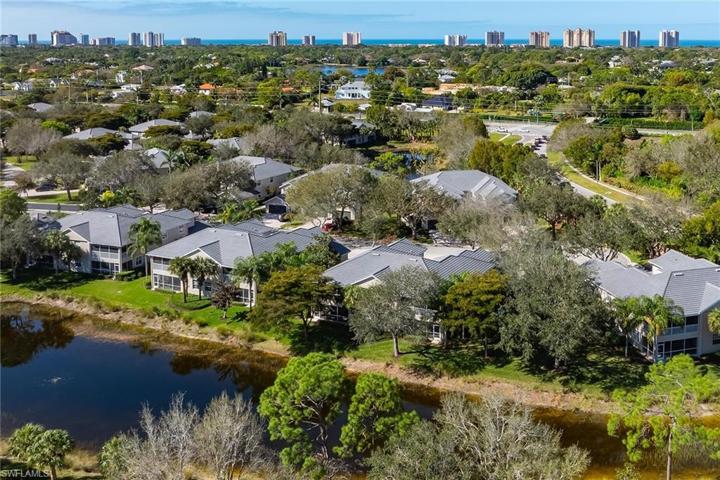 7126  Blue Juniper  CT, NAPLES, FL 34109
