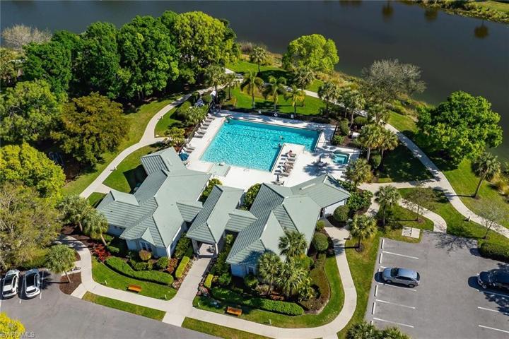 7126  Blue Juniper  CT, NAPLES, FL 34109