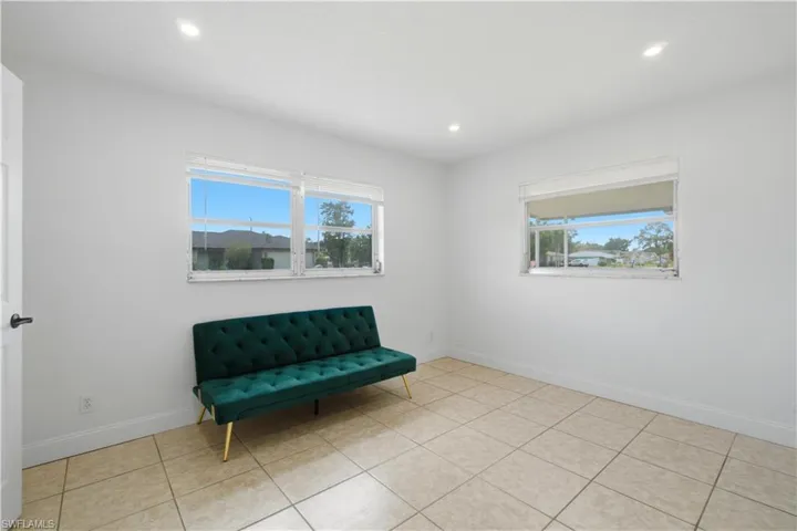 2201 Lotus Rd, Fort Myers, Florida 33905