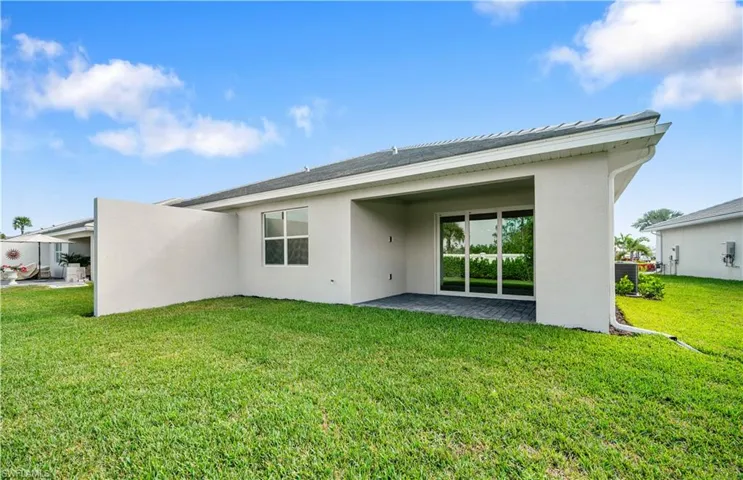 8925  Oceana  WAY, Naples, FL 34114