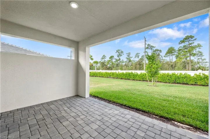 8925  Oceana  WAY, Naples, FL 34114