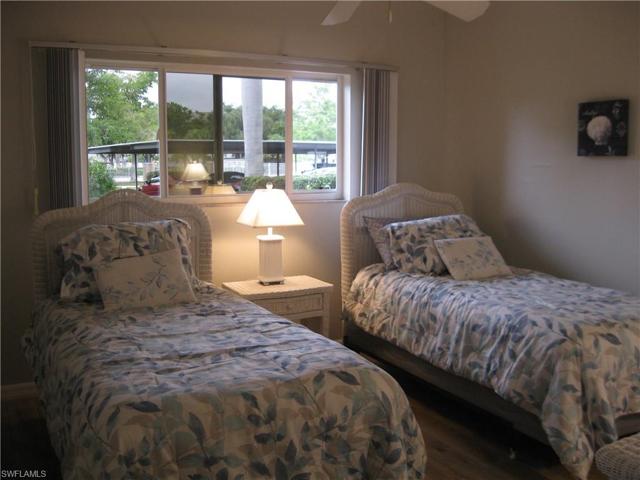 Twin beds for your guests.