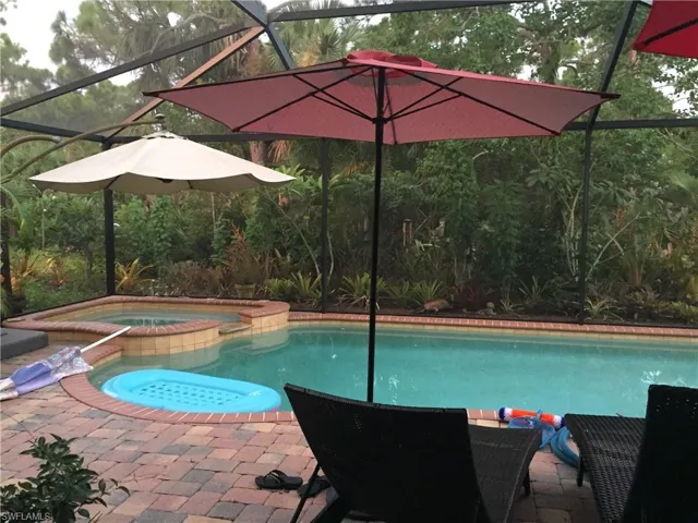 Heated Salt Pool with Large Spa.