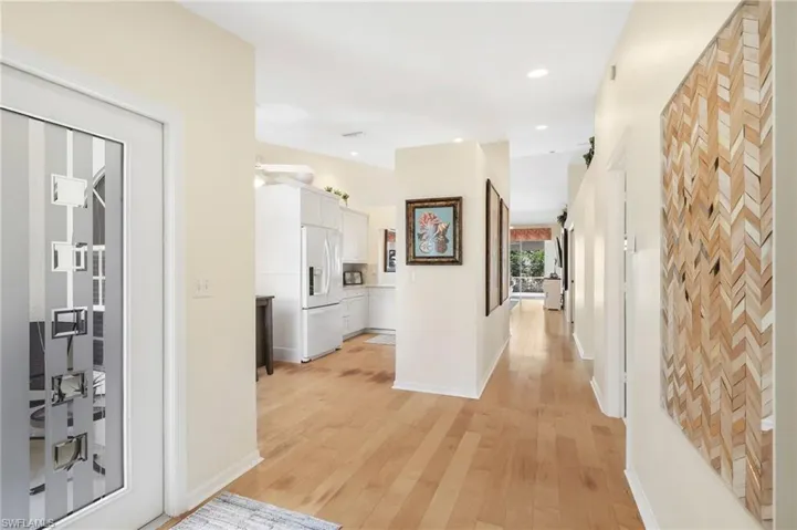8009 San Vista Cir, Naples, Florida 34109