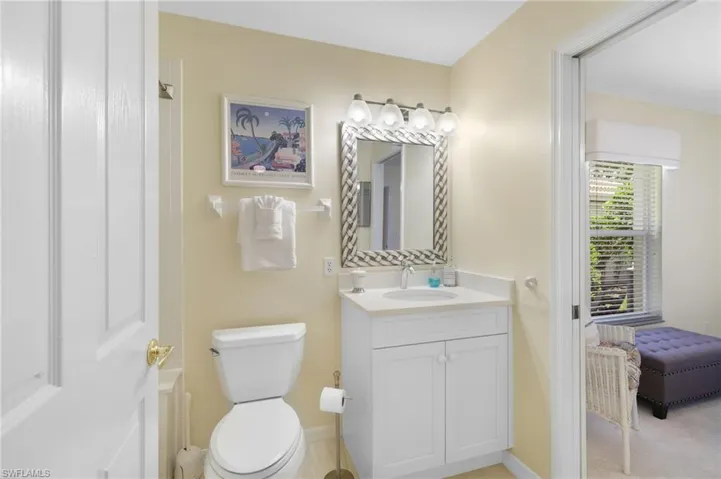 8009 San Vista Cir, Naples, Florida 34109