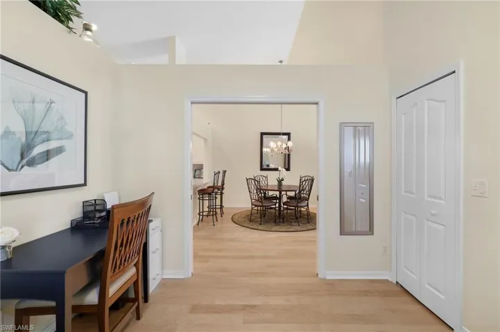 8009 San Vista Cir, Naples, Florida 34109